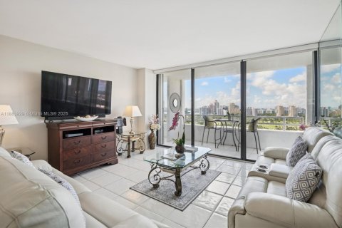 Купить кондоминиум в Авентура, Флорида 2 спальни, 105.91м2, № 1983352 - фото 4