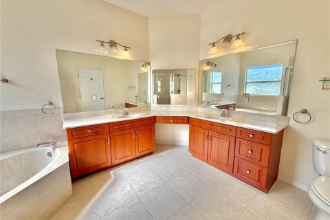 House in Palm Coast, Florida 4 bedrooms, 227.61 sq.m. № 1849833 - photo 24