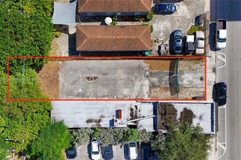 Immobilier commercial à vendre à Miami, Floride № 1952199 - photo 1