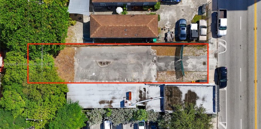 Immobilier commercial à Miami, Floride № 1952199