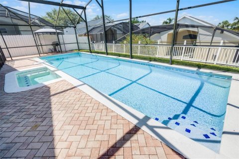Villa ou maison à louer à Kissimmee, Floride: 4 chambres, 166.39 m2 № 2149845 - photo 11