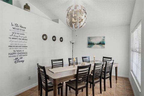 Villa ou maison à louer à Kissimmee, Floride: 4 chambres, 166.39 m2 № 2149845 - photo 4