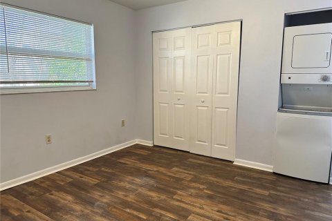 Condo in Winter Haven, Florida, 2 bedrooms № 2205418 - photo 11