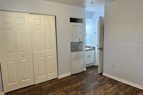 Condo in Winter Haven, Florida, 2 bedrooms № 2205418 - photo 10