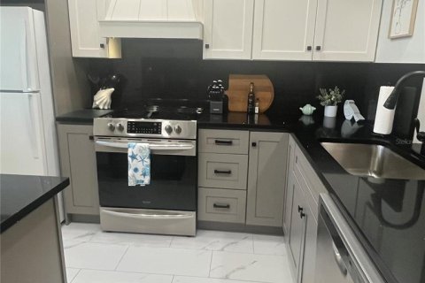 Copropriété à louer à Venice, Floride: 2 chambres, 84.73 m2 № 2310799 - photo 28