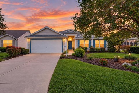 Casa en The Villages, Florida 3 dormitorios, 159.51 m2 № 2379423