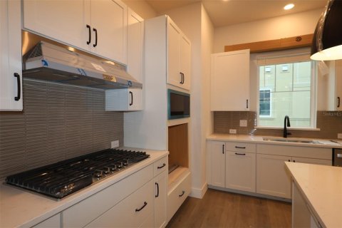 Touwnhouse à vendre à Tampa, Floride: 3 chambres, 181.35 m2 № 1915456 - photo 8
