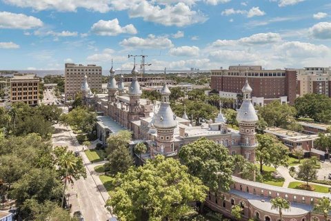 Touwnhouse à vendre à Tampa, Floride: 3 chambres, 181.35 m2 № 1915456 - photo 19