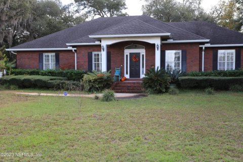 House in Keystone Heights, Florida 3 bedrooms, 181.44 sq.m. № 838927 - photo 1