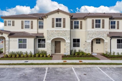 Дом в Хомстед, Флорида 3 спальни, 129.41м2 № 2052388