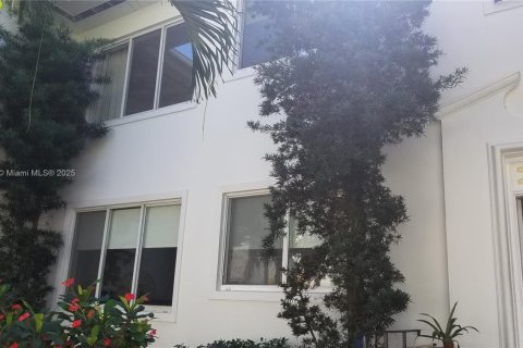 Купить коммерческую недвижимость в Майами-Бич, Флорида 498.51м2, № 1704016 - фото 18