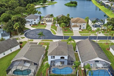 Villa ou maison à vendre à Kissimmee, Floride: 6 chambres, 215.25 m2 № 2321674 - photo 7