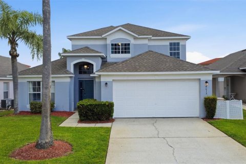 Villa ou maison à vendre à Kissimmee, Floride: 6 chambres, 215.25 m2 № 2321674 - photo 2