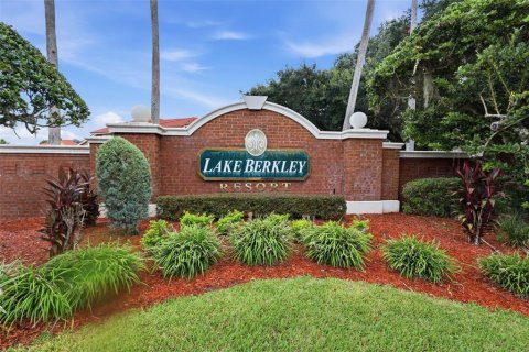 Villa ou maison à vendre à Kissimmee, Floride: 6 chambres, 215.25 m2 № 2321674 - photo 5