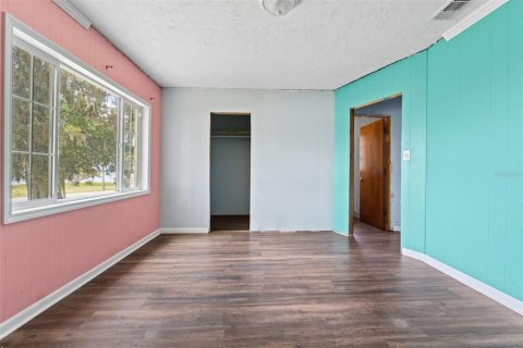 House in Frostproof, Florida 3 bedrooms, 133.41 sq.m. № 1886888 - photo 15