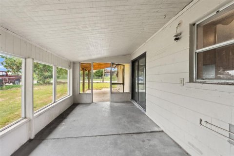 House in Frostproof, Florida 3 bedrooms, 133.41 sq.m. № 1886888 - photo 30