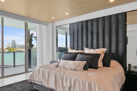 Copropriété à vendre à Bay Harbor Islands, Floride: 3 chambres, 208.19 m2 № 1695436 - photo 15