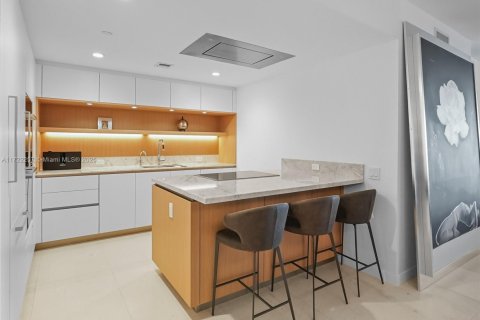 Copropriété à vendre à Bay Harbor Islands, Floride: 3 chambres, 208.19 m2 № 1695436 - photo 6