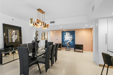 Copropriété à vendre à Bay Harbor Islands, Floride: 3 chambres, 208.19 m2 № 1695436 - photo 28