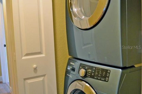 Снять в аренду кондоминиум в Брейдентон, Флорида 3 спальни, 123м2, № 1619246 - фото 16