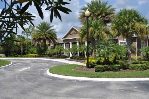 Снять в аренду кондоминиум в Брейдентон, Флорида 3 спальни, 123м2, № 1619246 - фото 17