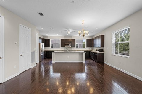 Купить таунхаус в Лейк-Мэри, Флорида 10 комнат, 203.18м2, № 1719013 - фото 8