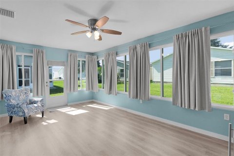 House in The Villages, Florida 2 bedrooms, 128.39 sq.m. № 1918166 - photo 24