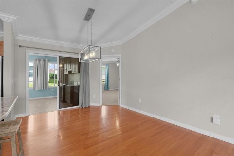 House in The Villages, Florida 2 bedrooms, 128.39 sq.m. № 1918166 - photo 19