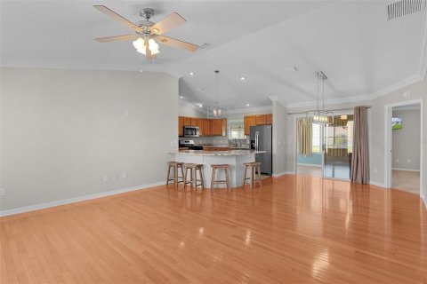 House in The Villages, Florida 2 bedrooms, 128.39 sq.m. № 1918166 - photo 18