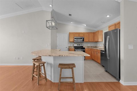House in The Villages, Florida 2 bedrooms, 128.39 sq.m. № 1918166 - photo 16