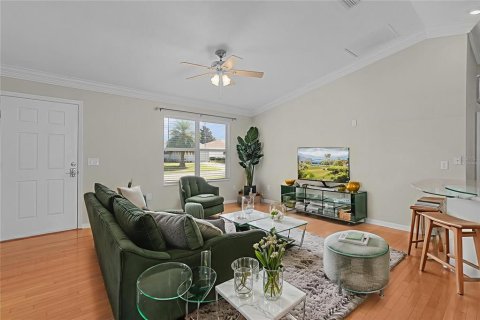 House in The Villages, Florida 2 bedrooms, 128.39 sq.m. № 1918166 - photo 5