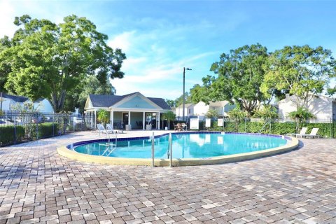 Adosado en alquiler en Tampa, Florida, 2 dormitorios, 113.62 m2 № 1904899 - foto 14