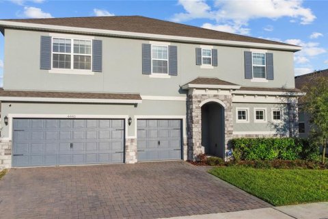 Casa en Clermont, Florida 5 dormitorios, 386.29 m2 № 2120333