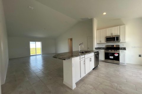 House in Bartow, Florida 3 bedrooms, 162.3 sq.m. № 1553279 - photo 3