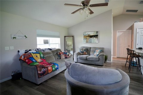Casa en venta en Ocala, Florida, 3 dormitorios, 136.85 m2 № 1826636 - foto 3