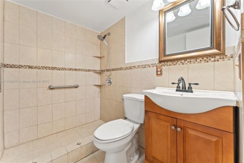 Condominio en venta en Miami, Florida, 3 dormitorios, 115.2 m2 № 1738231 - foto 15