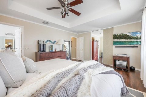 Casa en venta en Miramar, Florida, 4 dormitorios, 190.82 m2 № 1935708 - foto 27