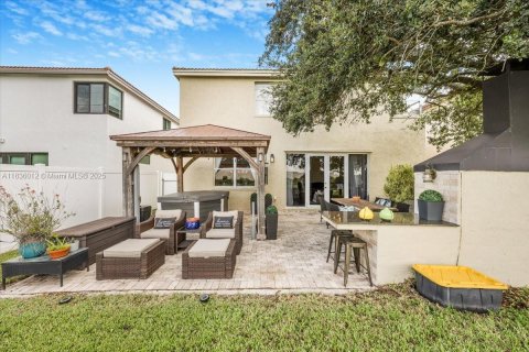 Casa en venta en Miramar, Florida, 4 dormitorios, 190.82 m2 № 1935708 - foto 22