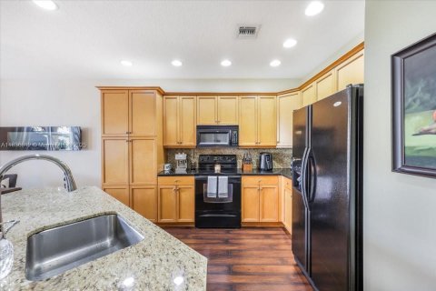 Casa en venta en Miramar, Florida, 4 dormitorios, 190.82 m2 № 1935708 - foto 11