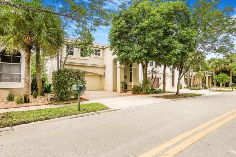 Casa en venta en Miramar, Florida, 4 dormitorios, 190.82 m2 № 1935708 - foto 2