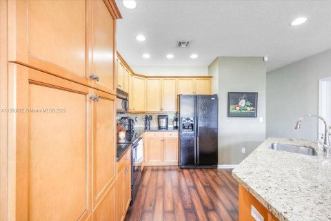 Casa en venta en Miramar, Florida, 4 dormitorios, 190.82 m2 № 1935708 - foto 13