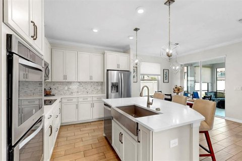 House in Riverview, Florida 4 bedrooms, 285.02 sq.m. № 1647701 - photo 16