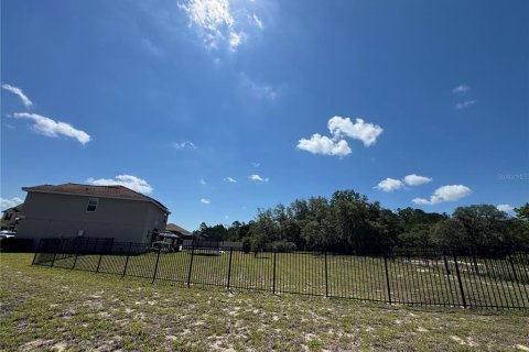 House in Davenport, Florida 4 bedrooms, 246.66 sq.m. № 2201502 - photo 2