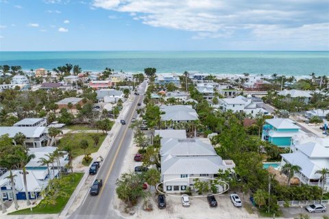 Commercial property in Anna Maria, Florida № 1760448 - photo 5