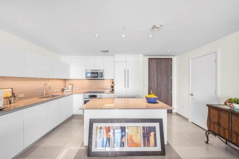 Copropriété à vendre à Miami, Floride: 2 chambres, 110.83 m2 № 1708278 - photo 7