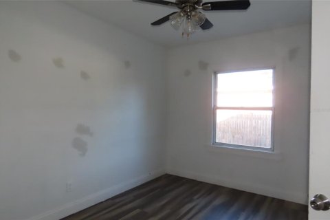 Villa ou maison à vendre à Clearwater, Floride: 4 chambres, 161 m2 № 2410062 - photo 8