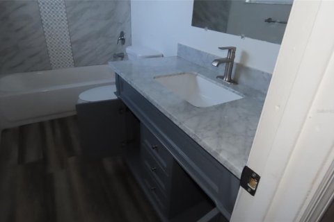 Villa ou maison à vendre à Clearwater, Floride: 4 chambres, 161 m2 № 2410062 - photo 13