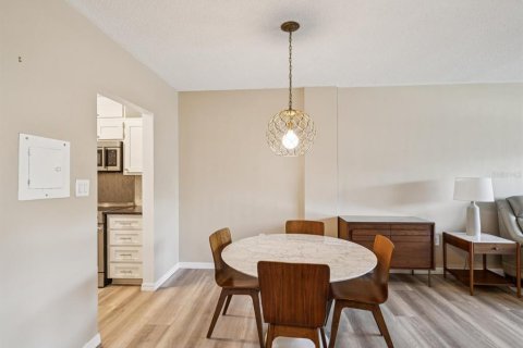 Copropriété à vendre à Saint Petersburg, Floride: 1 chambre, 67.82 m2 № 1829887 - photo 8