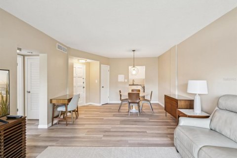 Copropriété à vendre à Saint Petersburg, Floride: 1 chambre, 67.82 m2 № 1829887 - photo 20