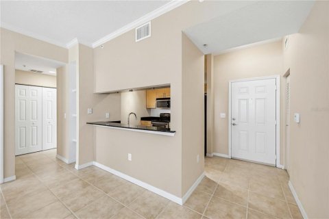 Condo in Sarasota, Florida, 2 bedrooms  № 2106235 - photo 6